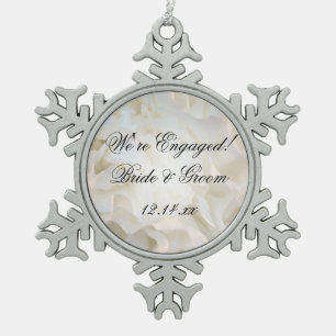 Witte anjerbloem Verloving Tin Sneeuwvlok Ornament