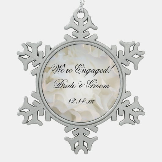 Witte anjerbloem Verloving Tin Sneeuwvlok Ornament (Voorkant)