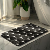 Witte Art Deco patroon op zwarte achtergrond Badmat