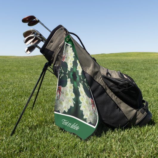 Witte Azalea bloem regendruppels gepersonaliseerd Golfhanddoek (Groen)