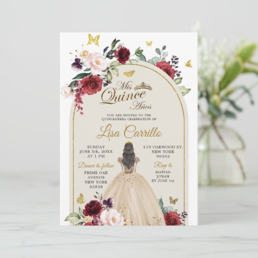 Witte Beige en Marsala Vlinder Mis Quince Kaart (Staand voorkant)