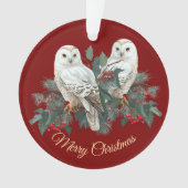 Witte besneeuwde uilen in bessen op Bourgogne Kers Ornament (voorkant)