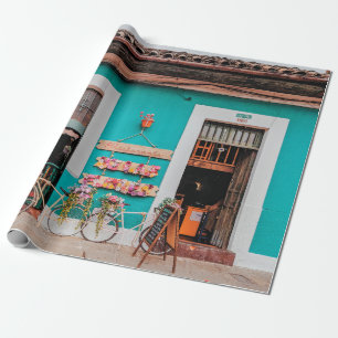 WITTE BICYCLE GEDEELD BESIDE BLAUWGROEN GESPIJND C CADEAUPAPIER