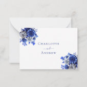 Witte blauwe bloemen trouwreactie RSVP Notitiekaartje (Achterkant)