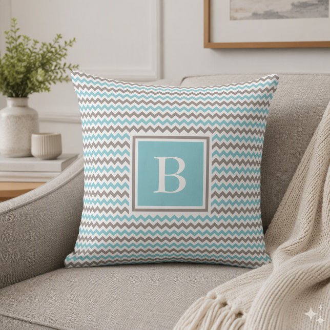 Witte Blauwe Grijze Chevron Monogram Kussen (Creator heeft geüpload)