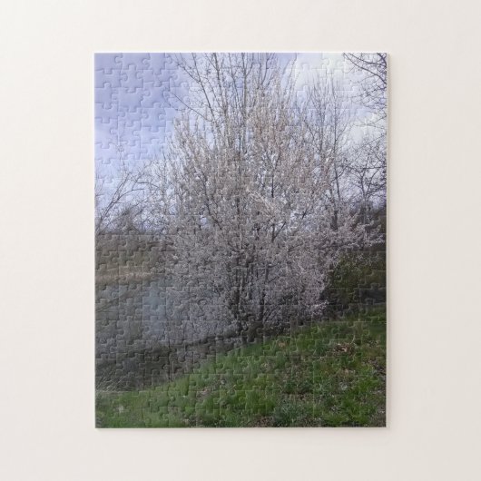 witte bloeiende boom tweede legpuzzel (Verticaal)