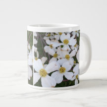 Witte Bloeiende Dogwood Flowers Aangepaste Mokken