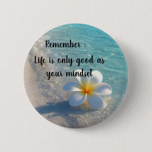 Witte bloem broche met een strand thema ronde button 5,7 cm