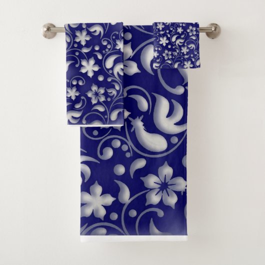 Witte bloem met blauwe achtergrond bad handdoek (Insitu)