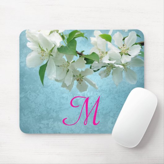 Witte Bloem op Blauw Monogram Initiaal Muismat (Met muis)