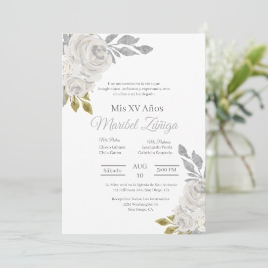 Witte bloem Quinceanera uitnodiging (Staand voorkant)