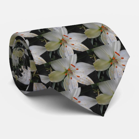 witte bloem stropdas (Opgerold)