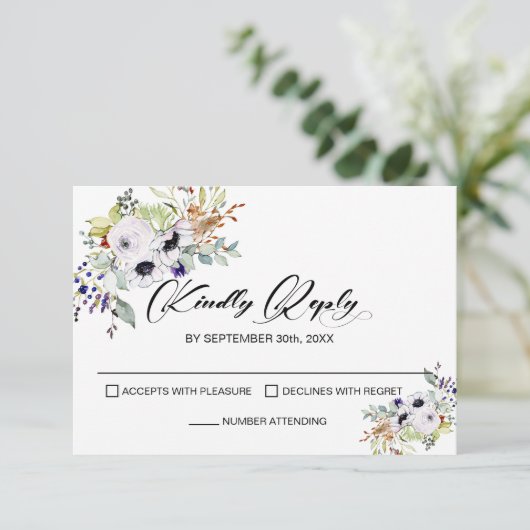 Witte Bloemen bruiloft RSVP (Staand voorkant)