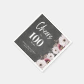 Witte Bloemen Chalkboard Proost op 100e verjaardag Servet (Hoek)