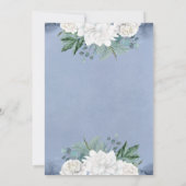 Witte bloemen en groen stoffig blauw doopsel kaart (Achterkant)