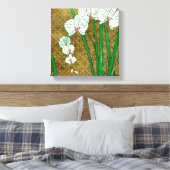 Witte bloemen en groene gedichten aan de bruine gr canvas afdruk (Insitu (Slaapkamer))