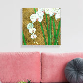 Witte bloemen en groene gedichten aan de bruine gr canvas afdruk (Insitu (Woonkamer))