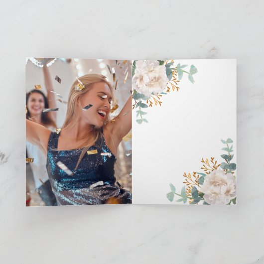 Witte bloemen eucalyptus groen foto verjaardag bedankkaart (Binnen)