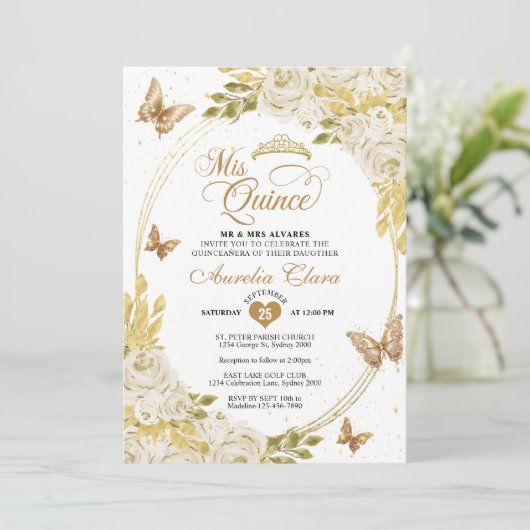 Witte Bloemen Gouden Vlinder Foto Quinceañera Kaart (Staand voorkant)