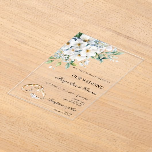 Witte Bloemen met gouden ring Trouwen Acryl Uitnodigingen (Laagn)