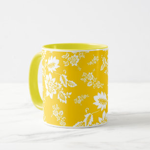 Witte bloemen op een gele lente achtergrond mok