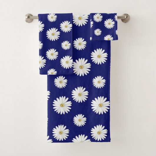 Witte bloemen op marineblauw bad handdoek (Insitu)