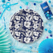 Witte bloemen. papieren bordje (Feest)