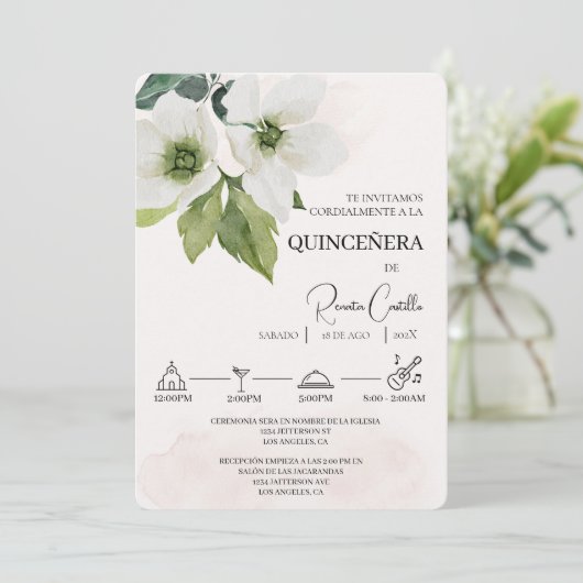 Witte Bloemen Spaanse quinceañera Uitnodiging (Staand voorkant)