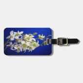 Witte bloemen tegen blauwe hemel bagagelabel (Voorkant horizontaal)