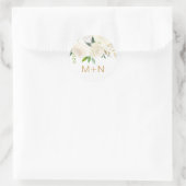 Witte bloemenbruiloft monogram envelop seal ronde sticker (Tas)