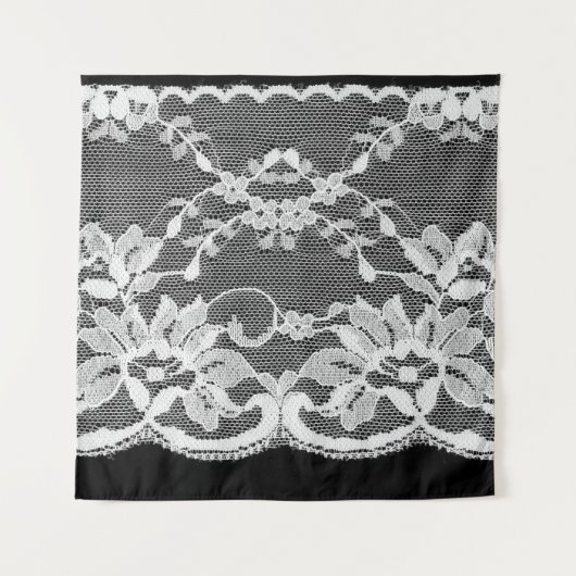 Witte bloemenkant: zwarte achtergrond. wandkleed (Voorkant)