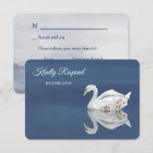 Witte bloemenswaan op blauwe menu trouw-RSVP (Voorkant / Achterkant)