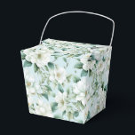 Witte bloemige feestbehandeldoos bedankdoosjes<br><div class="desc">De feestgunstdoos is afgebeeld met een mooie witte bloemige print. 
Pas dit item aan of koop het zoals het is.
Tip: Voeg gewoon je lekkere traktaties toe en een wat feestelijke lint.



Licentie afbeelding</div>