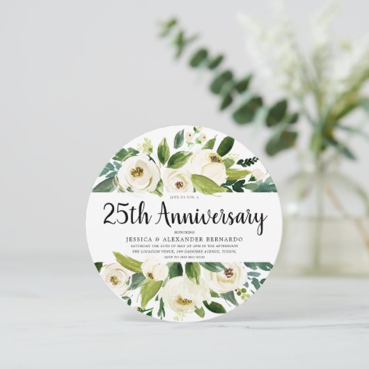 Witte bloemige zilveren 25e huwelijksverjaardag kaart (Staand voorkant)