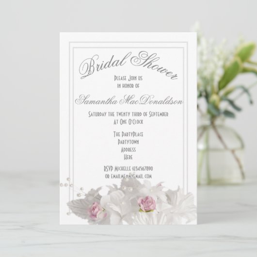 Witte bloempjes met een minimum aan vrijgezellenfe kaart (Staand voorkant)