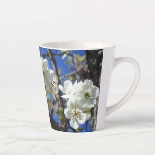 Witte bloesem Clusters Spring Flowering Pear Tree Latte Mok (Rechts)