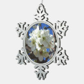 Witte bloesem Clusters Spring Flowering Pear Tree Tin Sneeuwvlok Ornament (Rechts)