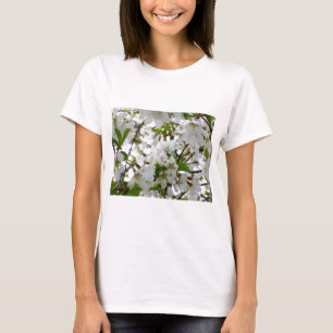 Witte bloesems bloeiende kersenboom t-shirt