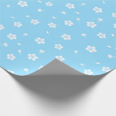 Witte Bloesems op Baby Blauw Patroon Cadeaupapier (Hoek)
