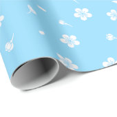 Witte Bloesems op Baby Blauw Patroon Cadeaupapier (Rol Hoek)