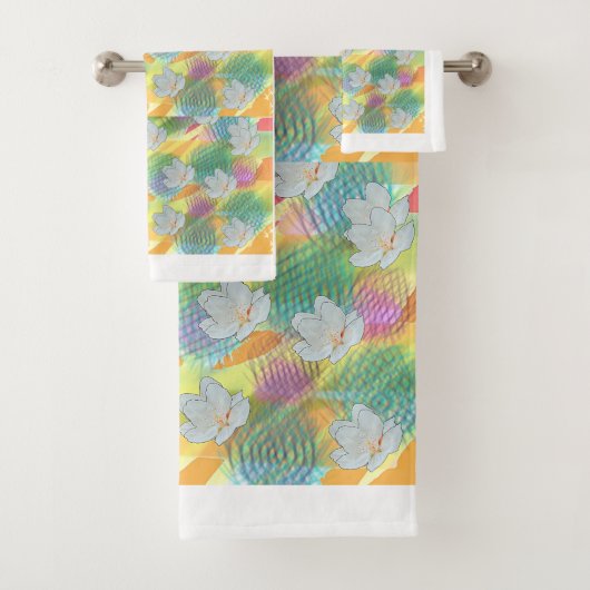 Witte Bloesems Regenboog Geo  Bad Handdoek (Insitu)
