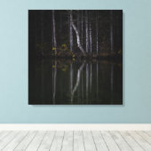 Witte bomen die in het meer reflecteren canvas afdruk (Insitu (Houten vloer))