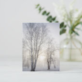 Witte bomen op een sneeuwdag briefkaart (Staand voorkant)