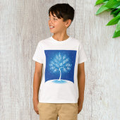 Witte boom in de sneeuw t-shirt