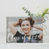 Witte Borstel Lettering Foto Overlay Afstuderen Aankondiging (Staand voorkant)