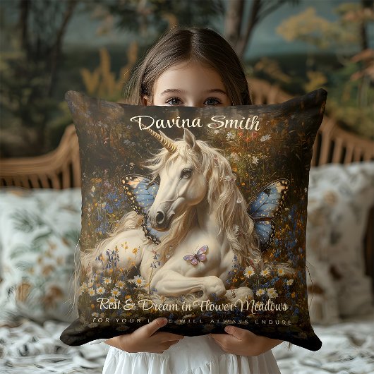 Witte bos eenhoorn blauwe vlinder weide bloemig kussen
