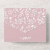 Witte Botanicals op Dusty Roos Wedding All In One Uitnodiging (Achterkant)