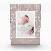 Witte Botanicals op Taupe Custom Name Fotoblokken (Voorkant)
