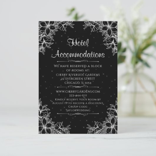 Witte  bruiloft hotel accommodatie informatiekaartje (Staand voorkant)