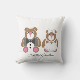 Witte bruiloft met een teddybeer kussen